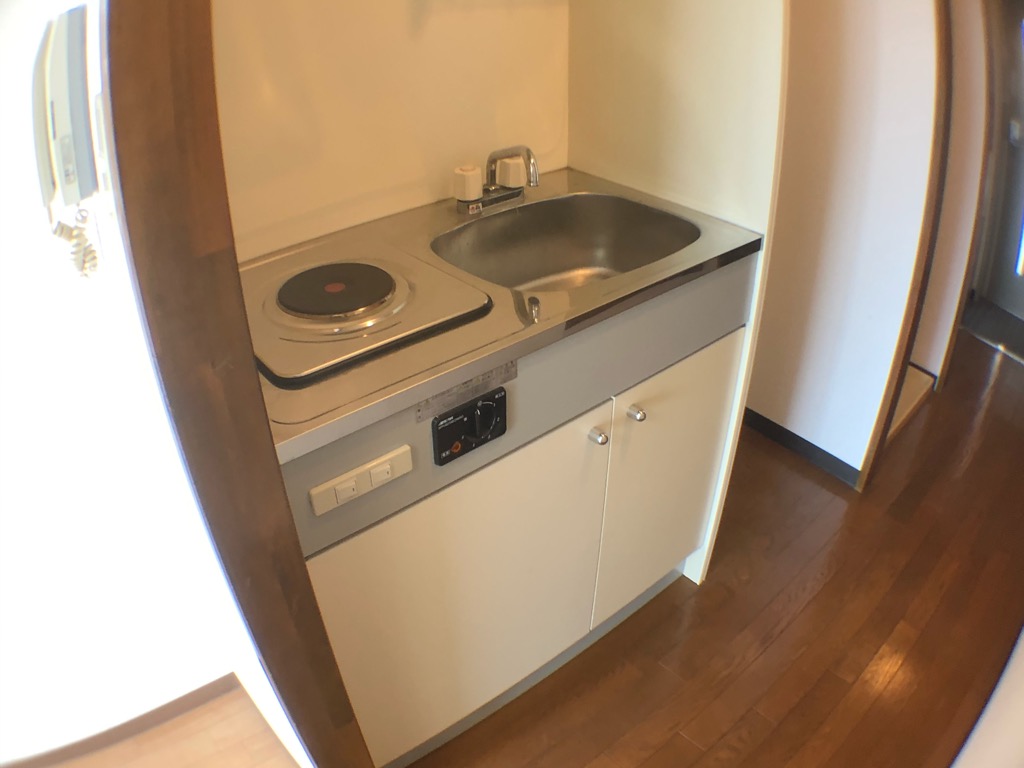 キッチン　壁付けキッチンでスペースを有効活用できます！