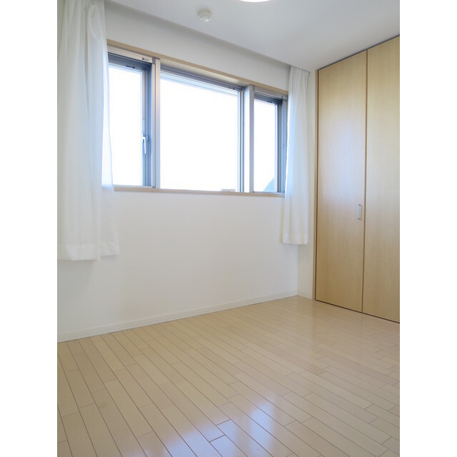 その他部屋・スペース　※カーテンは付属しません。