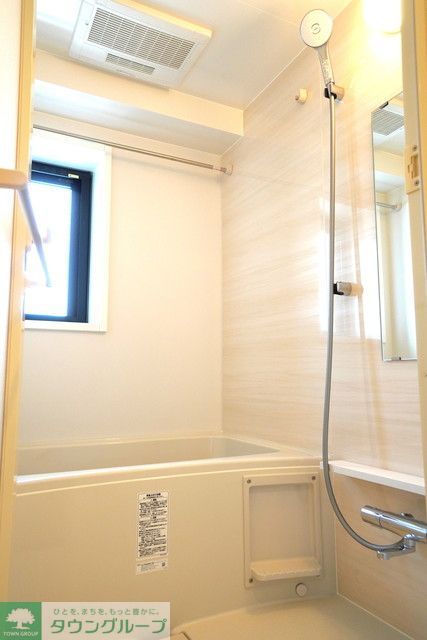 バス・シャワールーム　※写真は同タイプ住戸です。