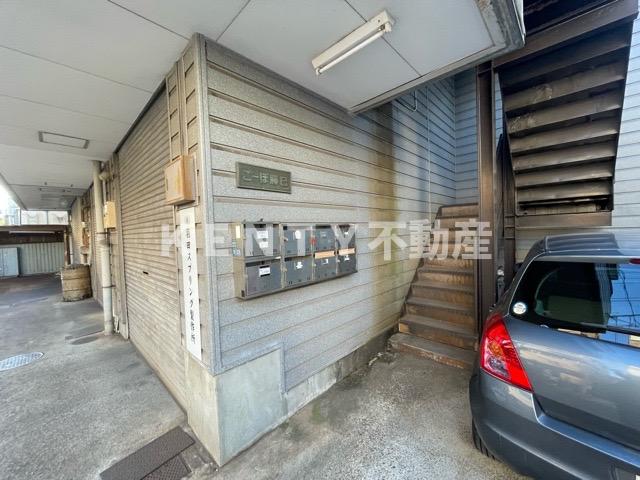 エントランス　毎日通るエントランスはこのようになっています