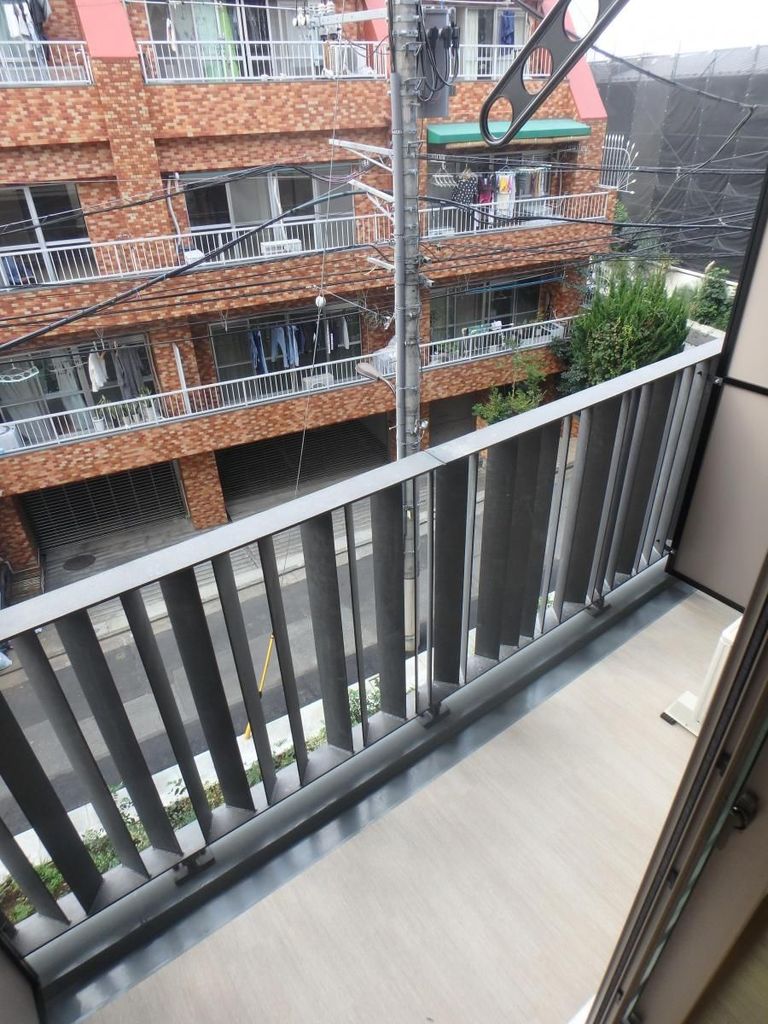 バルコニー　バルコニー