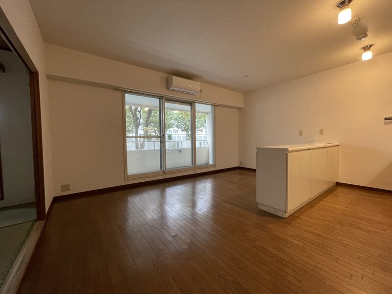 居室・リビング　開放感のあるゆったりとしたお部屋です♪