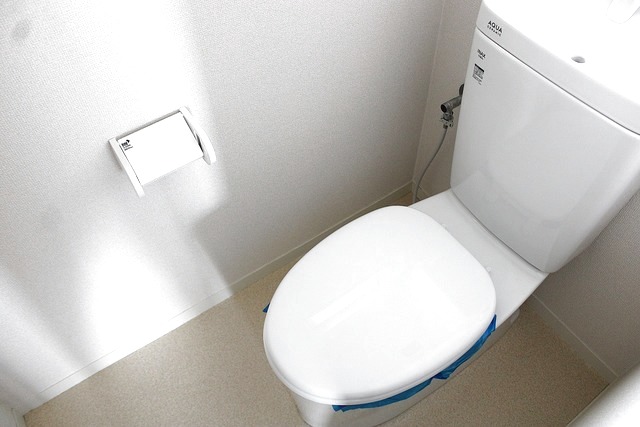 トイレ　内見・ご案内できます。ご一報ください。