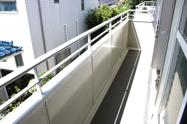 バルコニー　内見・ご案内できます。ご一報ください。