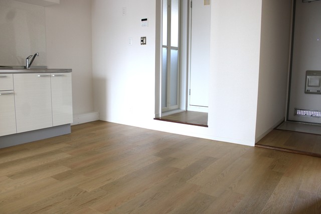 居室・リビング　内見・ご案内できます。ご一報ください。