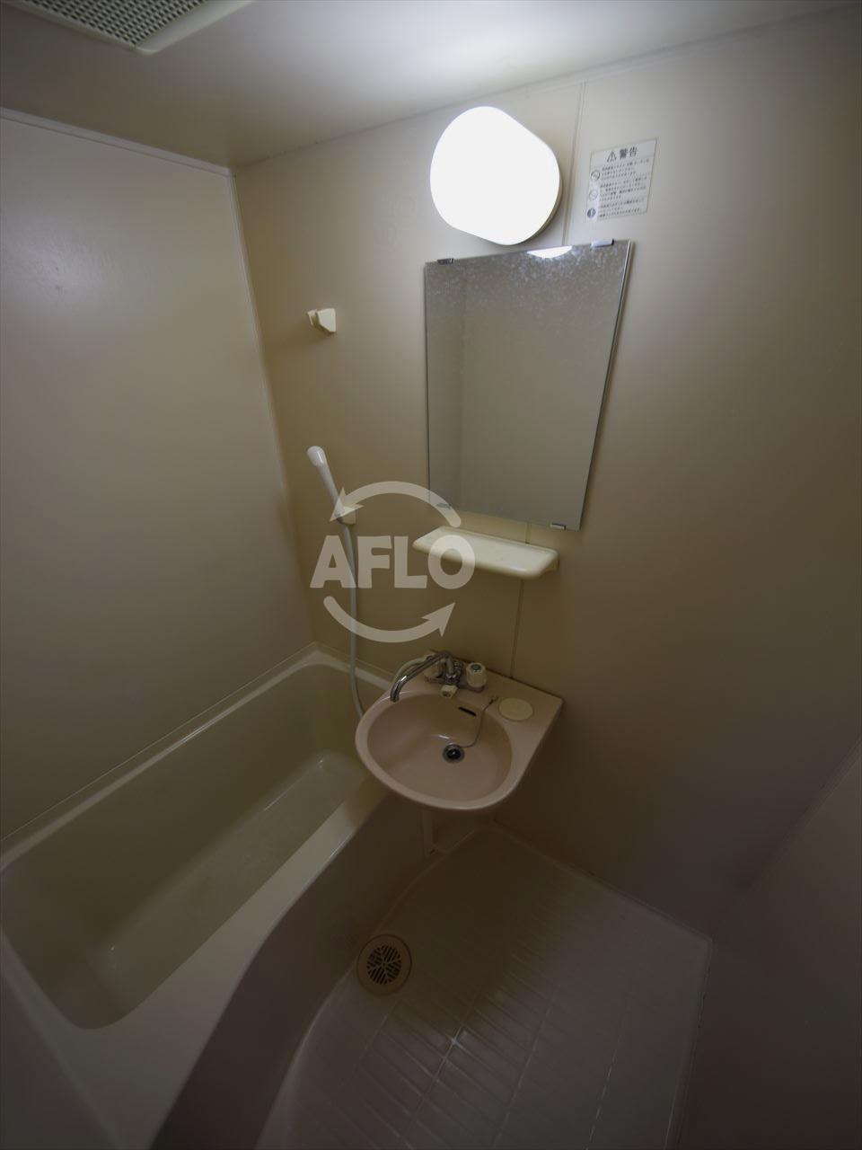 バス・シャワールーム　フィレンツェ　洗面台付