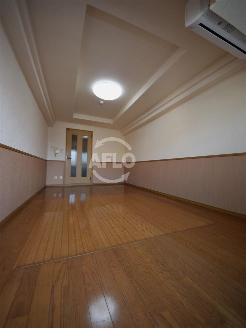 居室・リビング　フィレンツェ　洋室8帖