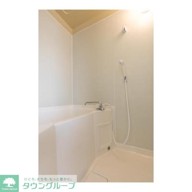 バス・シャワールーム　※写真は同タイプ住戸です。