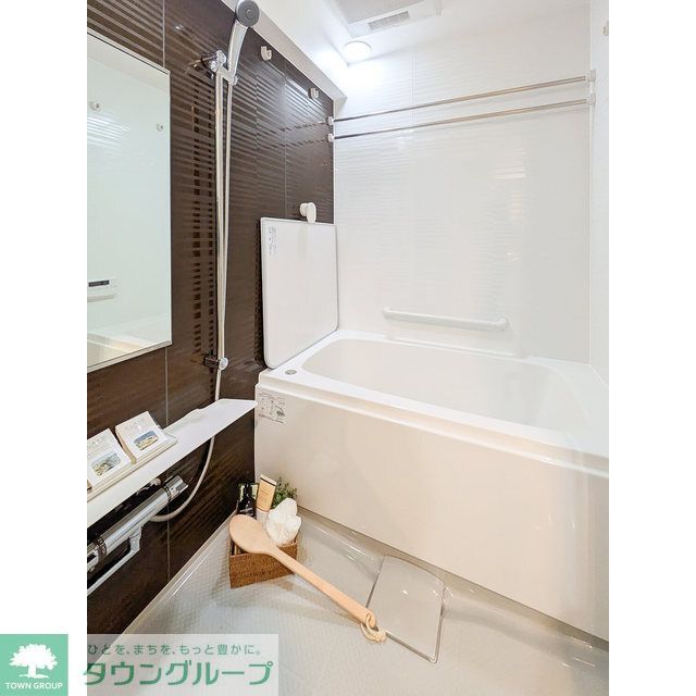 バス・シャワールーム　【家具・家電の備え付けはありません】