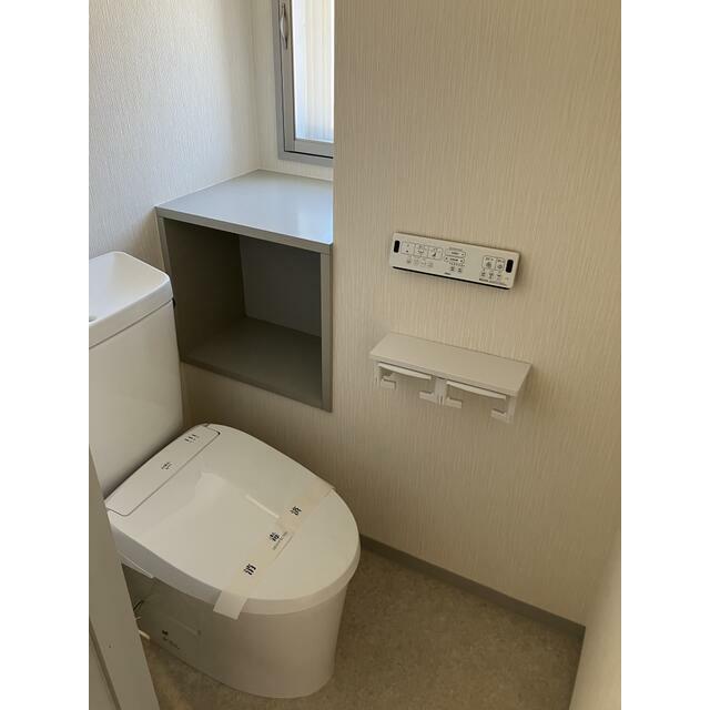 トイレ　温水洗浄便座