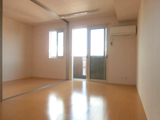 居室・リビング　同仕様