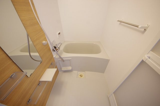 バス・シャワールーム　日々の疲れを癒すお風呂付です