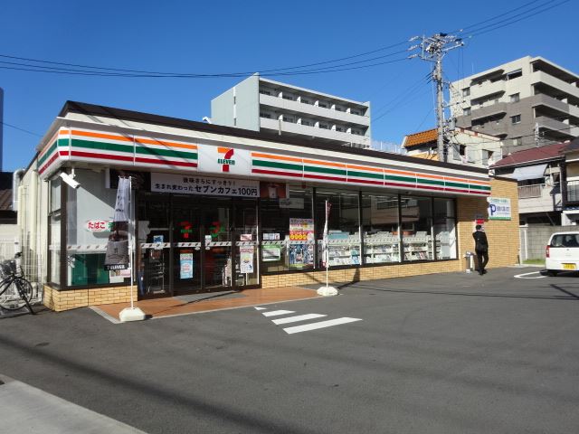コンビニ　セブンイレブン（コンビニ）まで100m