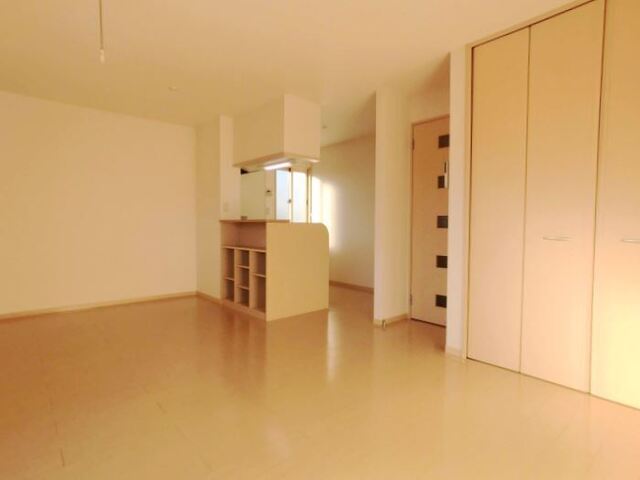 居室・リビング　リビング