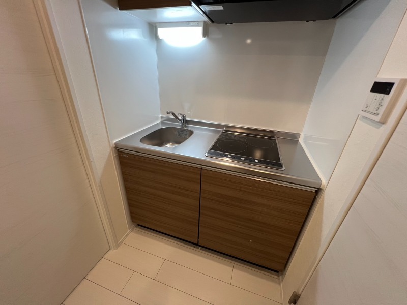 キッチン　コンパクトなキッチンで掃除もラクラク