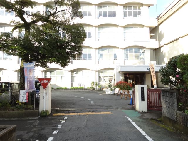 小学校　市立大宮小学校（小学校）まで660m