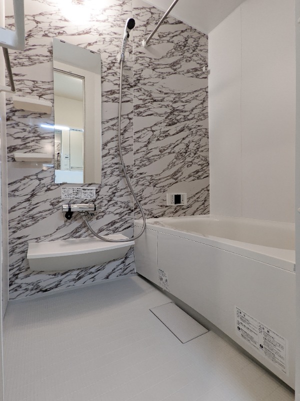 バス・シャワールーム　図面と現状に相違がある場合には現状を優先