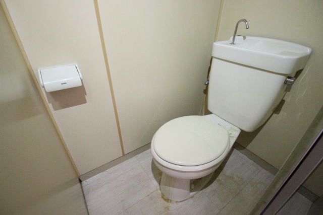 トイレ　※別号室の参考写真、現況優先※