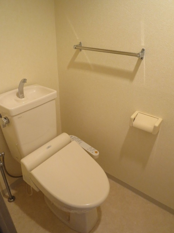 トイレ　落ち着く空間ですね。