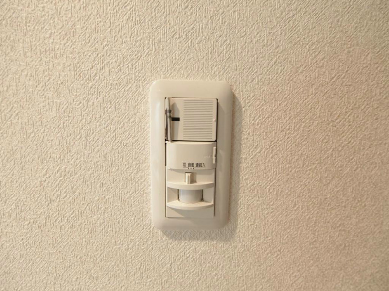 セキュリティ　人感センサーライト
