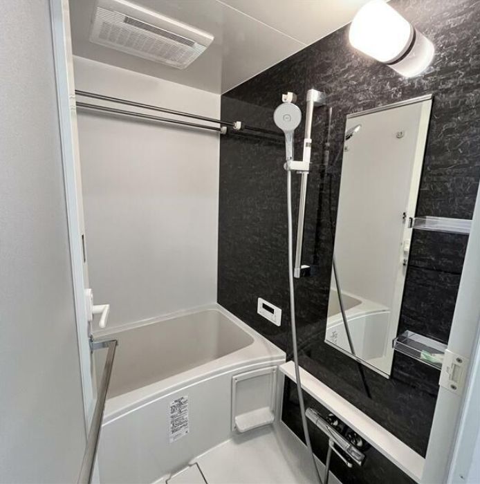 バス・シャワールーム　家具家電付きのお部屋です