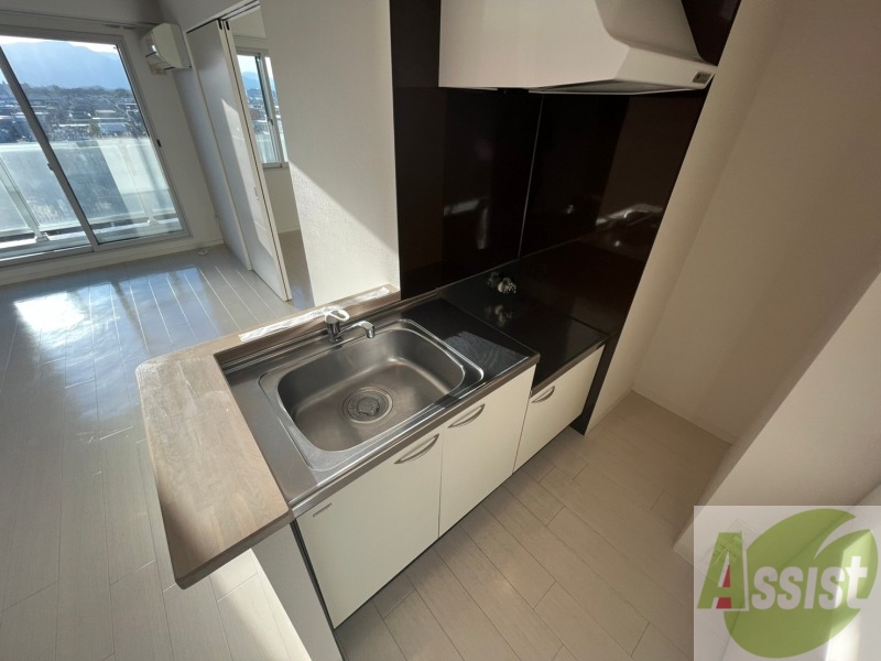 キッチン　キッチンはスペースも広々していて使いやすそうですよ！