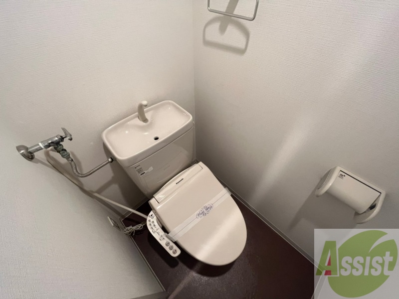 トイレ　トイレです。ウォシュレット付を探している方、おすすめです。