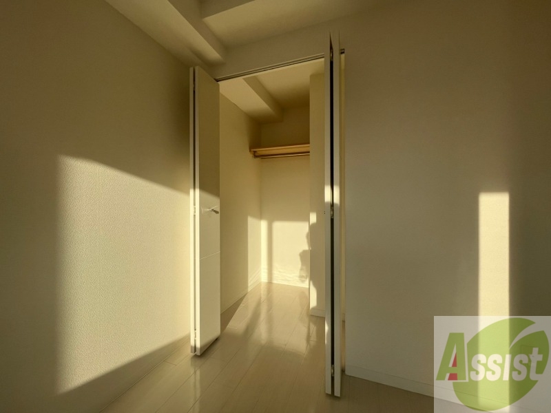 収納　寝室の収納です。部屋がすっきり片付きます。