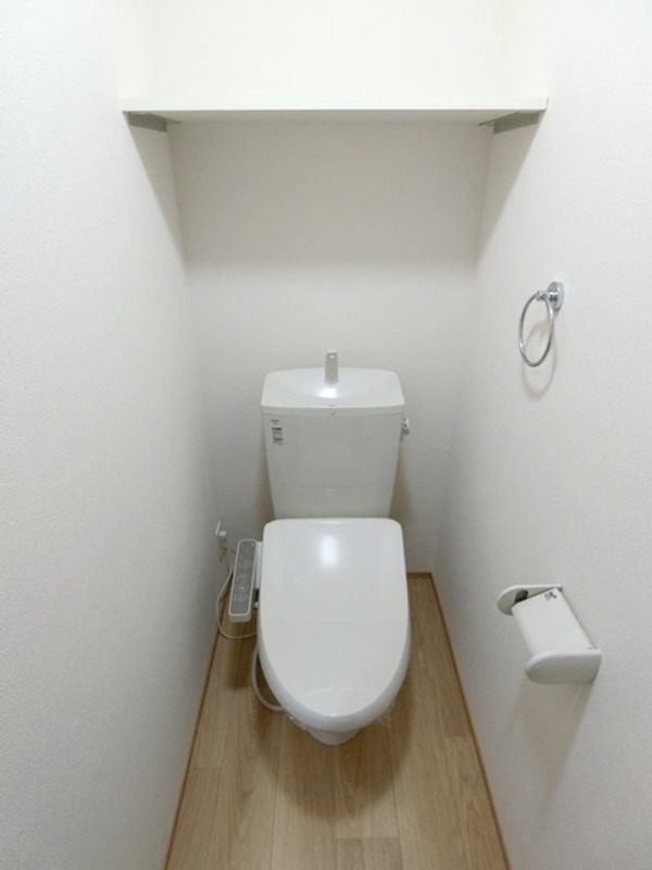 トイレ　図面と現状に相違がある場合には現状を優先