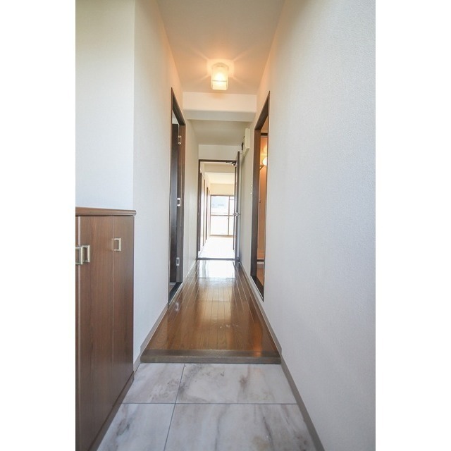 玄関　シューズボックス付き☆