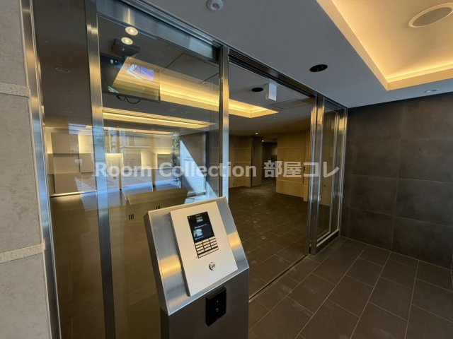 ロビー　※同物件他部屋写真 反転、色違いの場合有 現況優先