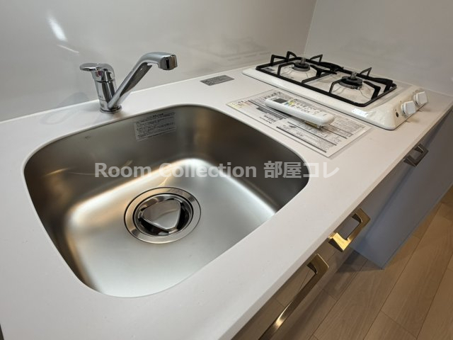 キッチン　※同物件他部屋写真 反転、色違いの場合有 現況優先