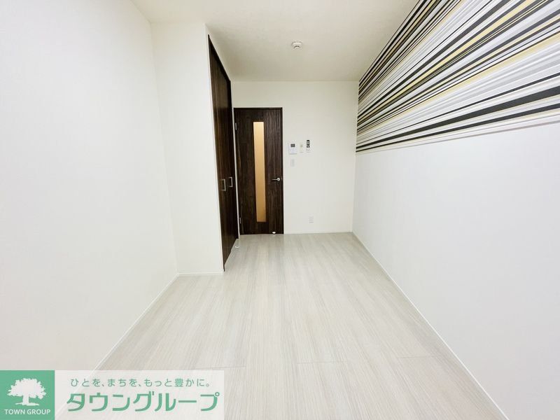 居室・リビング　同物件別部屋写真