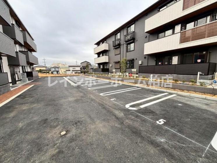 駐車場　カースペースがあります