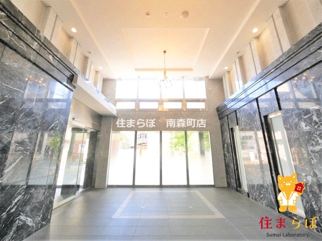 エントランス　共用部の印象も大切に