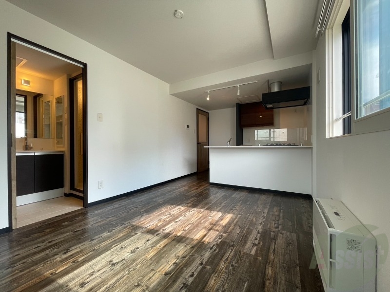 居室・リビング　広くてキレイなお部屋が広がっていて、充実した生活が送れそう。