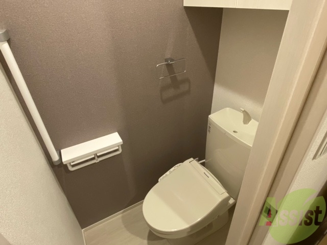トイレ　トイレにはウォシュレットが設置済みですね