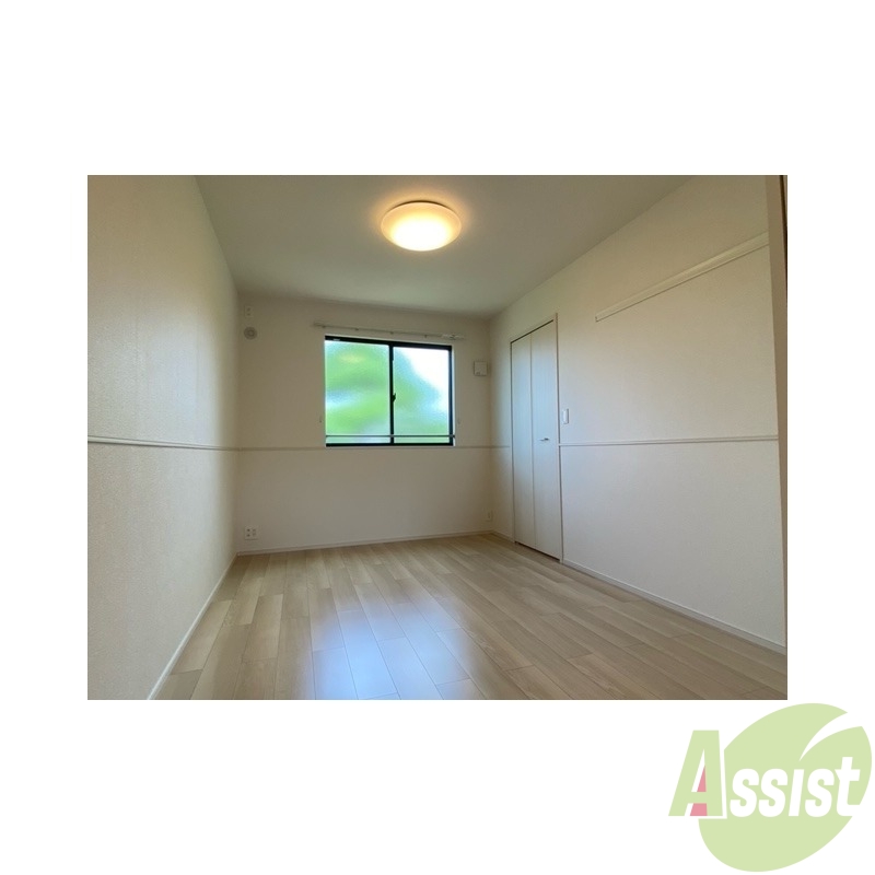 その他部屋・スペース　フローリングなのでベッドを置いたら寝室の出来上がり