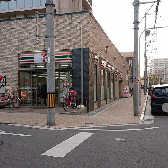 コンビニ　セブンイレブン 桜ノ宮駅前店（コンビニ）まで990m