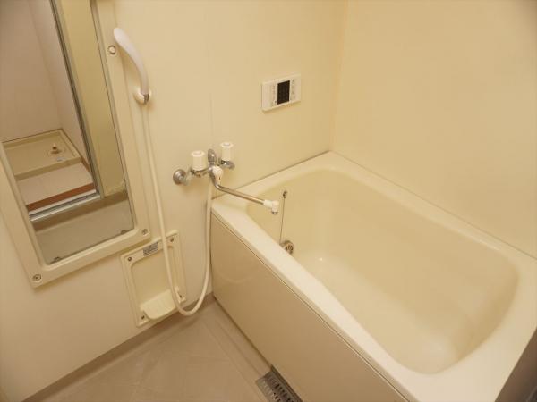 バス・シャワールーム　浴室