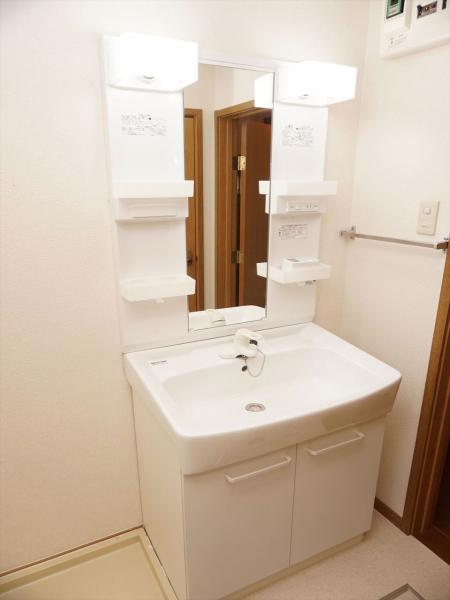 洗面設備　洗面所