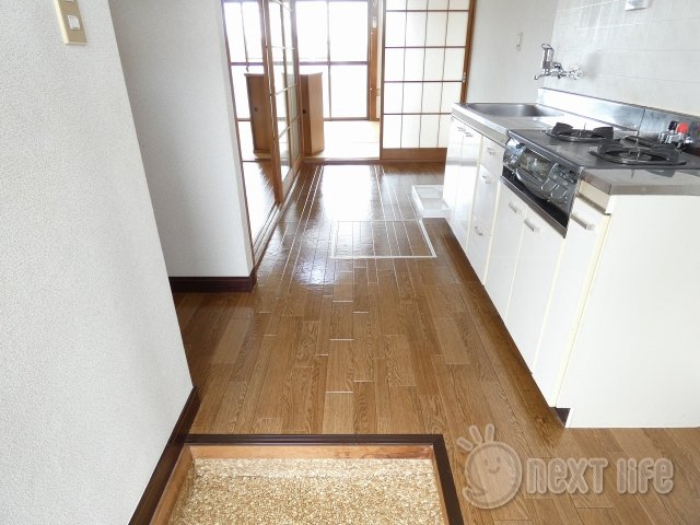 玄関　メゾン丘