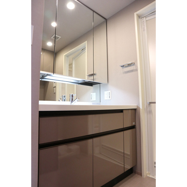 洗面設備　洗面所