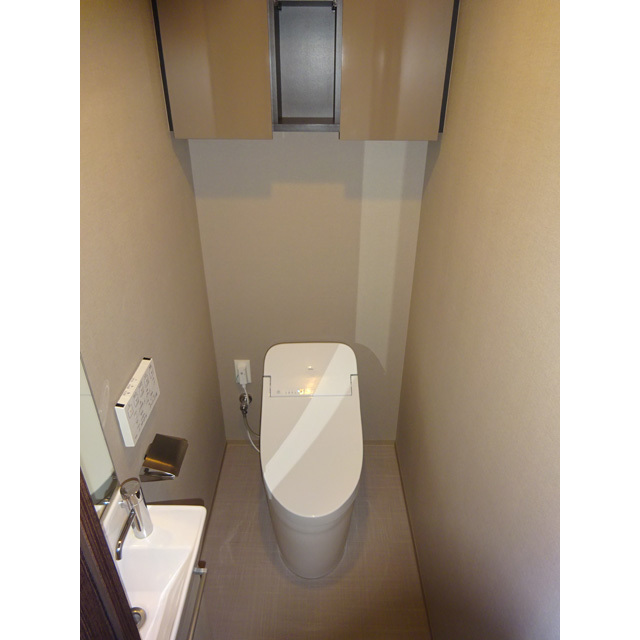 トイレ　トイレ