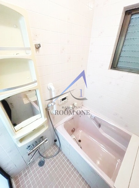 バス・シャワールーム　お風呂です。