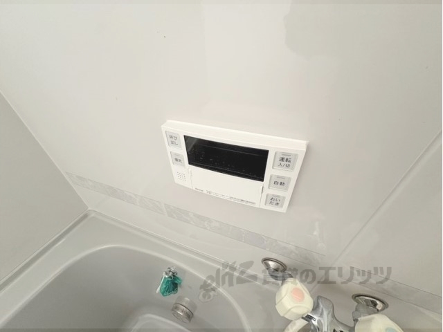 その他設備　給湯器リモコン