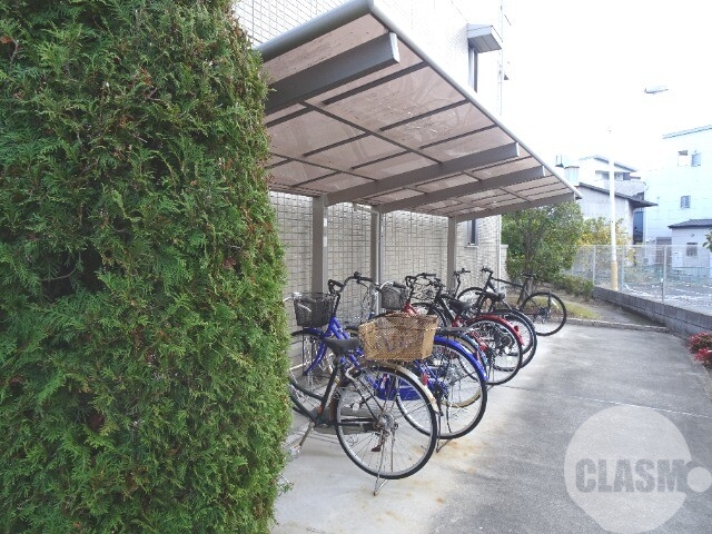 その他共有部分　屋根付き駐輪場