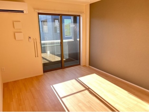 居室・リビング　洋室8帖