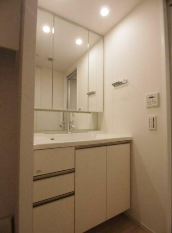 洗面設備　参考写真になります