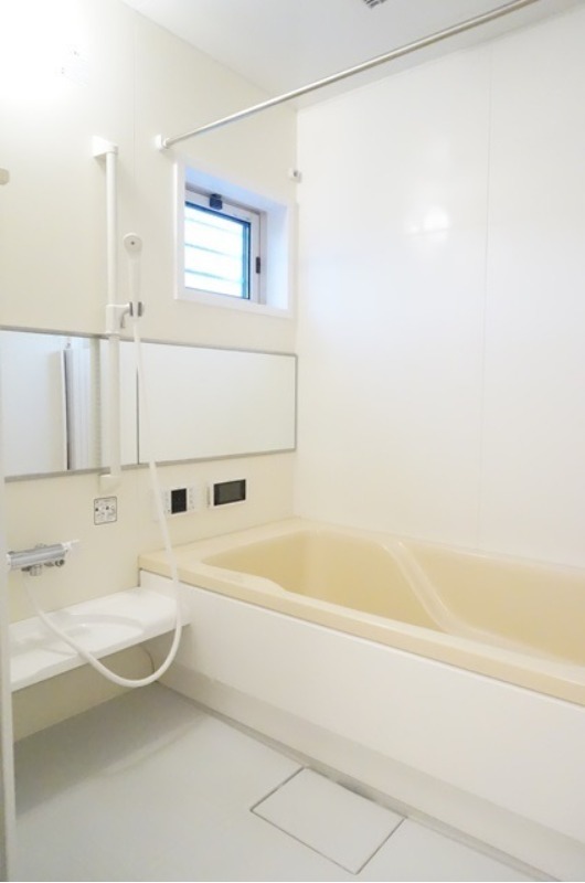 バス・シャワールーム　図面と現状に相違がある場合には現状を優先